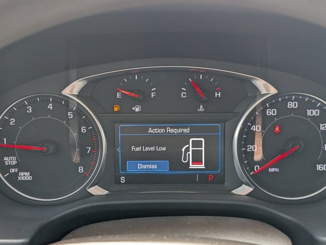 Used 2023 White GMC SLE image 21