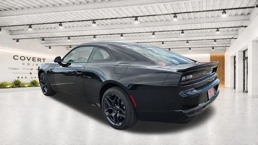 New 2026 Diamond Black Crystal Pearlcoat Dodge Scat Pack image 9
