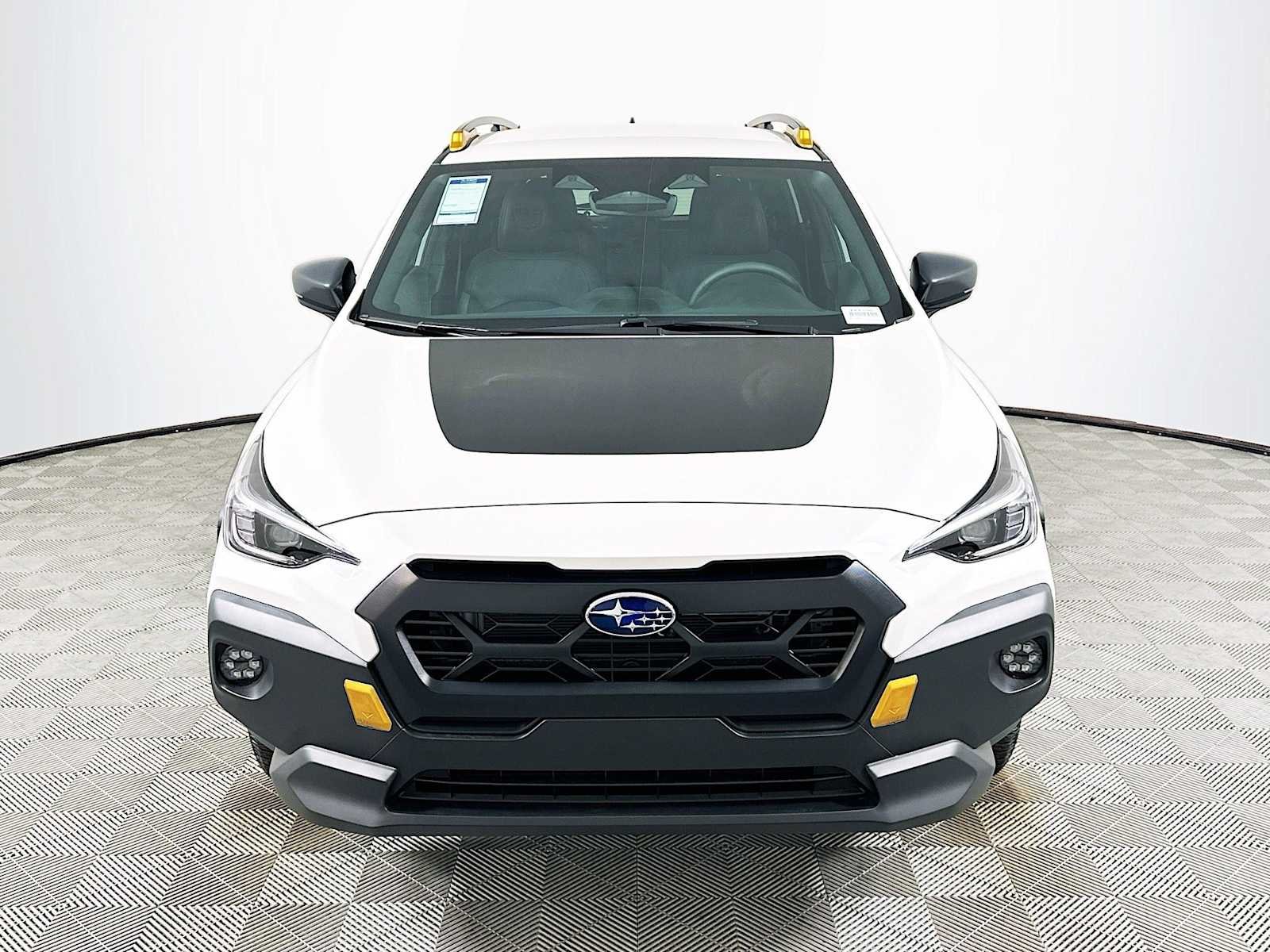 New 2026 CRYSTAL WHITE PEARL Subaru Wilderness image 2