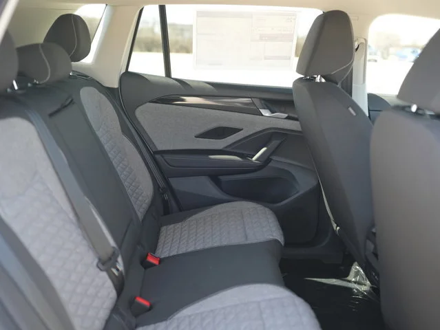 New 2026 Pure White Volkswagen 2.0T S image 23