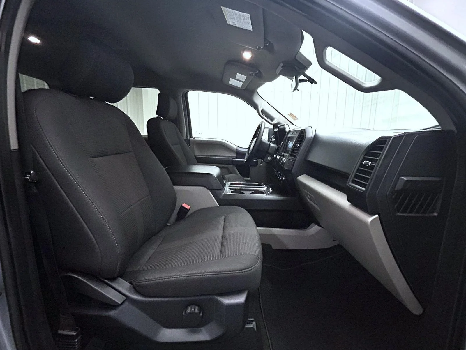 Used 2020 Silver Ford XL image 15