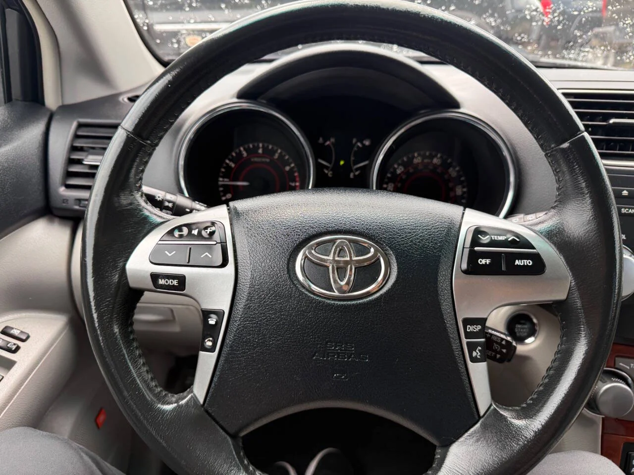 Used 2011 Blue Toyota Limited 4dr SUV image 20