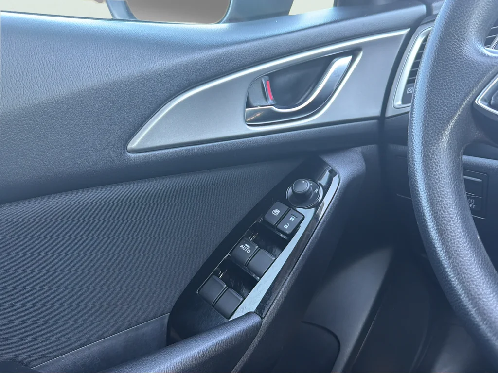 Used 2018 Red Metallic Mazda Sport image 32