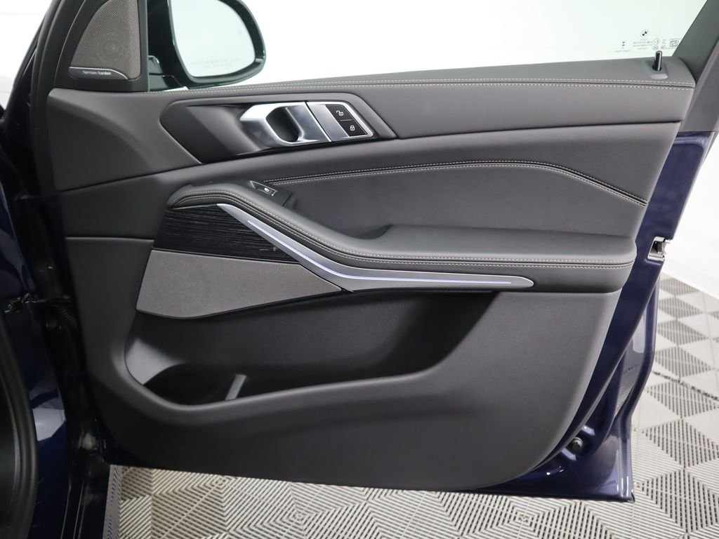 2026 BMW X5 40i - Photo 27