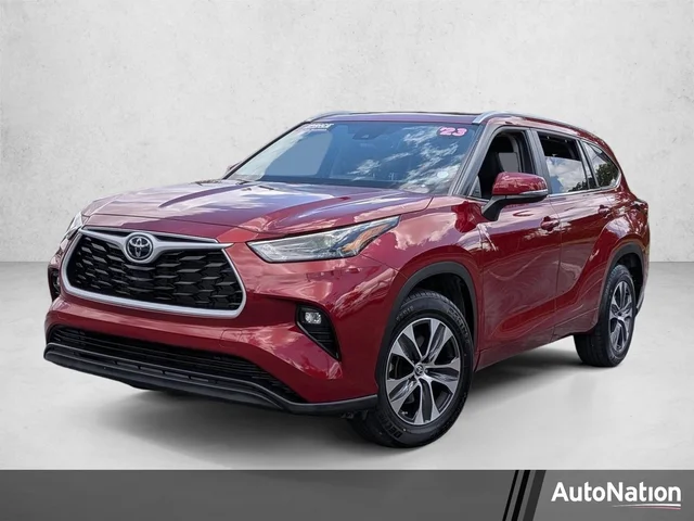 2023 Toyota Highlander XLE