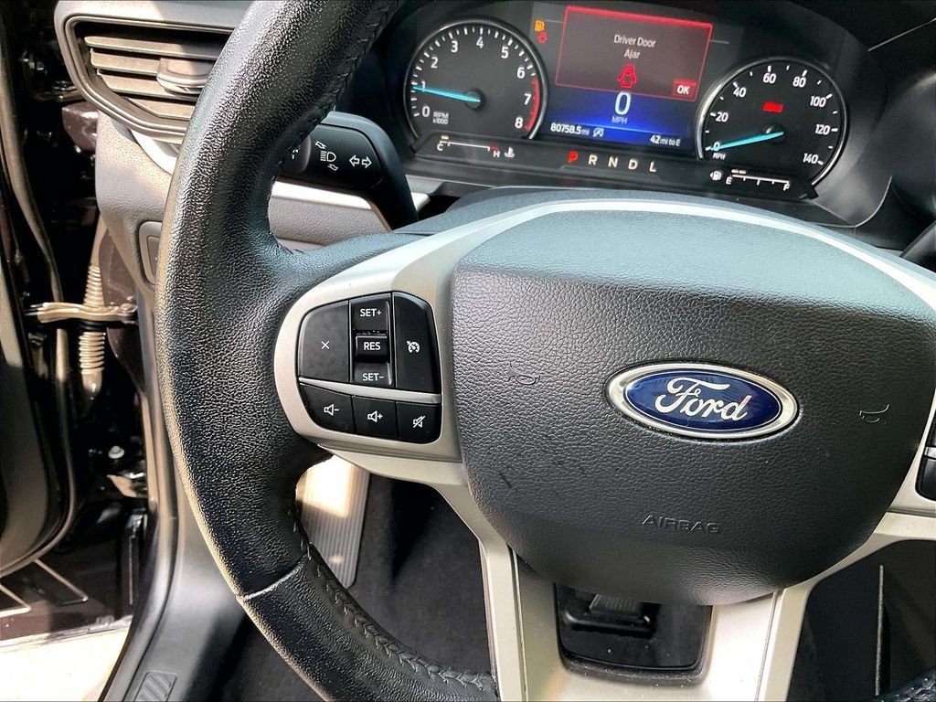 Used 2022 Black Ford XLT image 24
