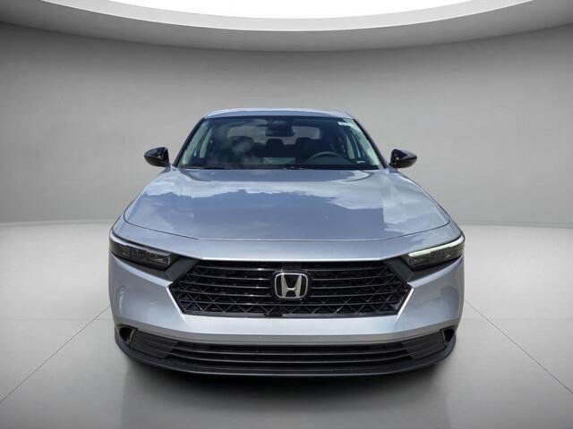 New 2026 Solar Silver Metallic Honda SE image 8