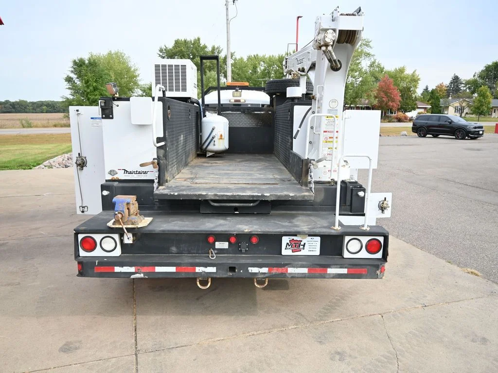 2016 Ford F-550 - Photo 21