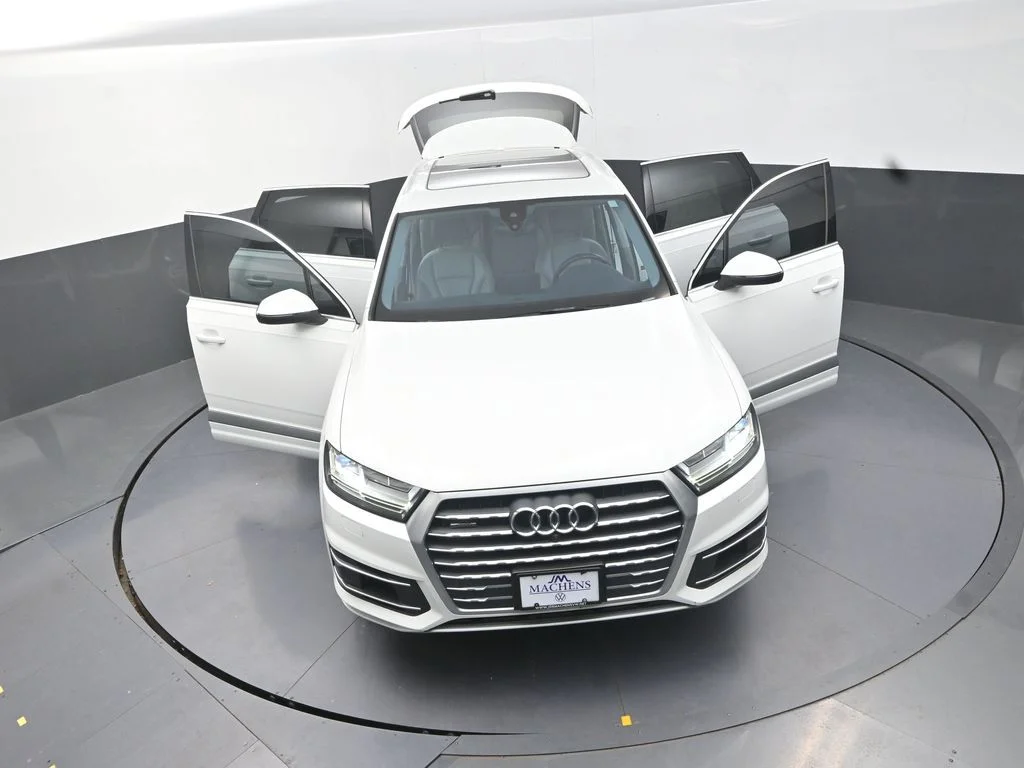 Used 2019  Audi 55 Premium image 33
