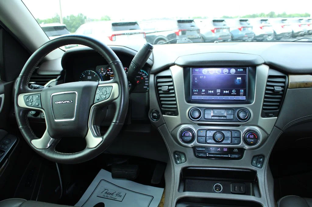 Used 2017 Onyx Black GMC Denali image 22