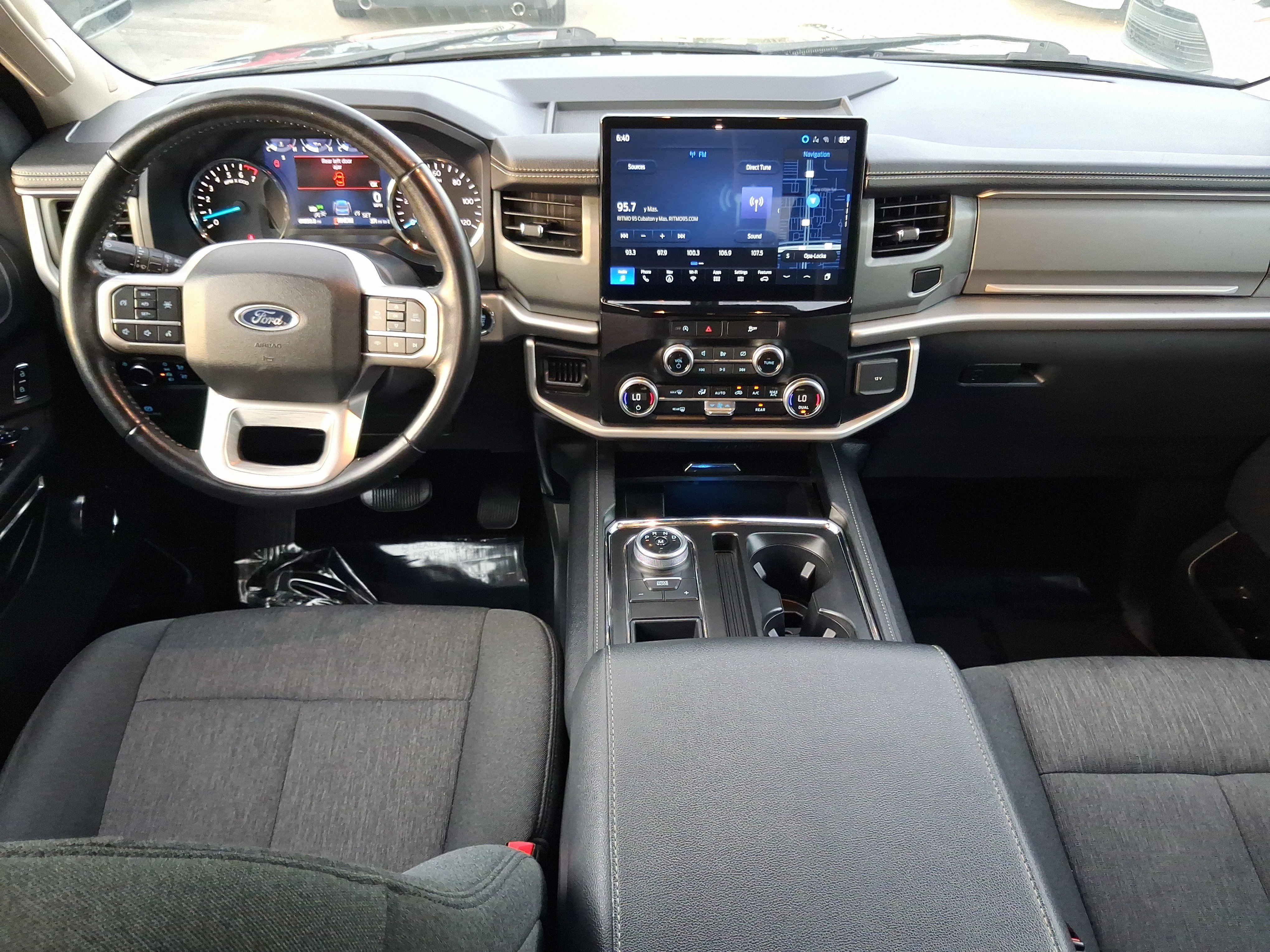 Used 2024 Gray Ford XLT image 9