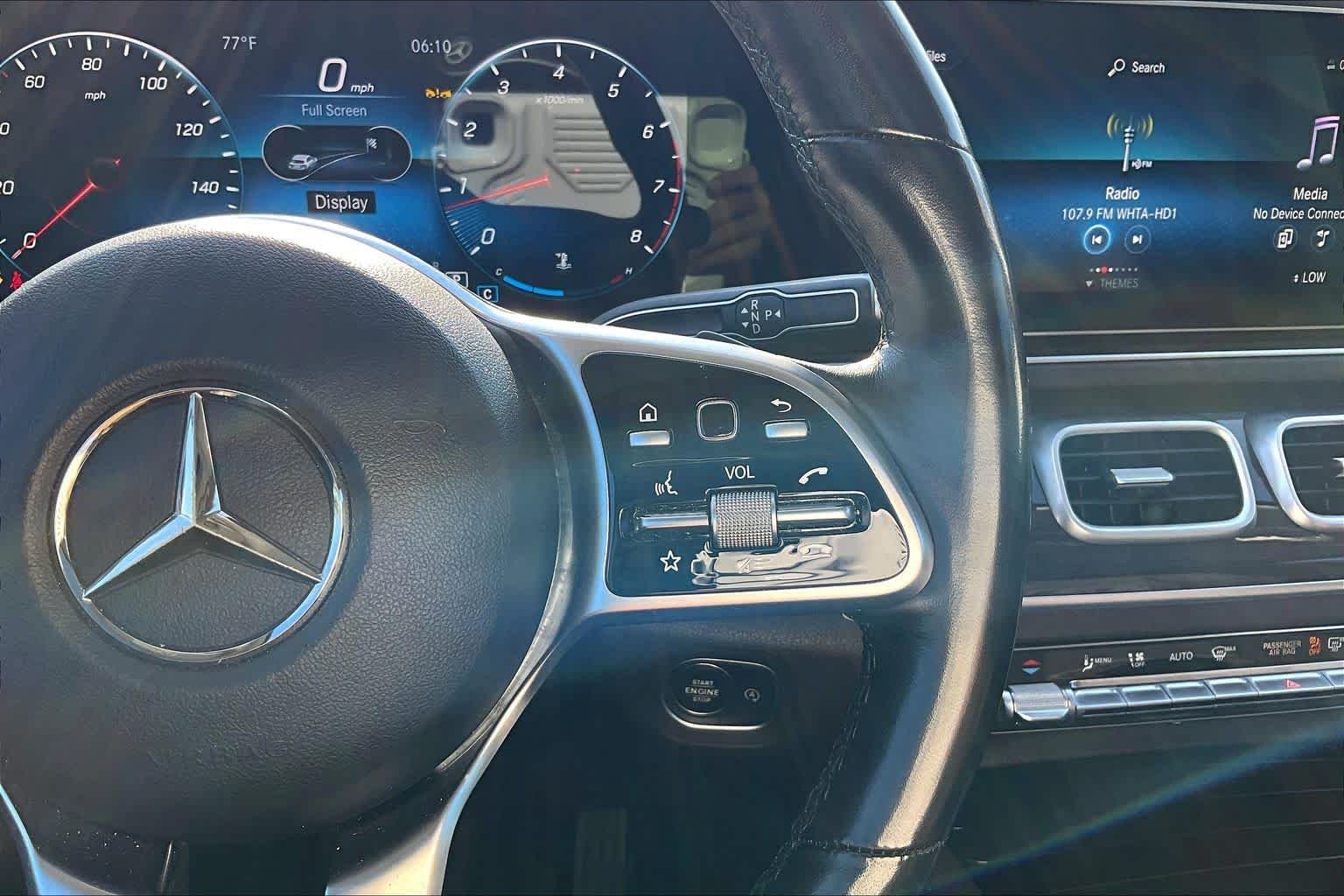 Used 2022 MANUFAKTUR Cardinal Red Metallic Mercedes-Benz GLE 350 image 25