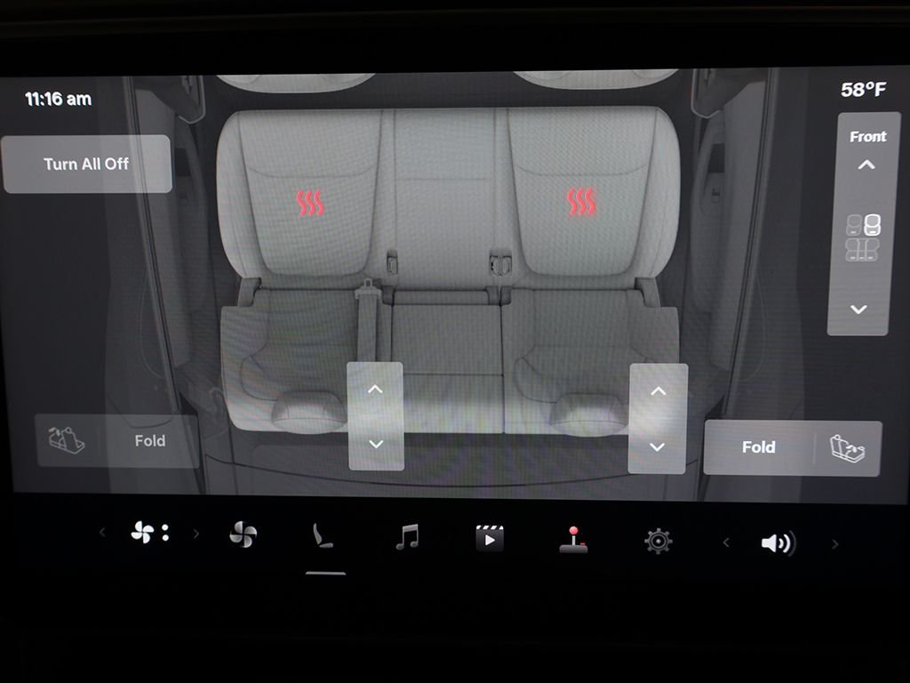 2026 Tesla Model Y Long Range - Photo 39