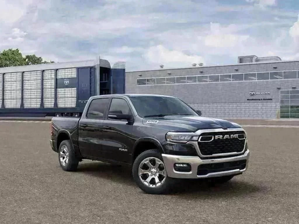 New 2026 Diamond Black Crystal Pearlcoat RAM Big Horn image 2