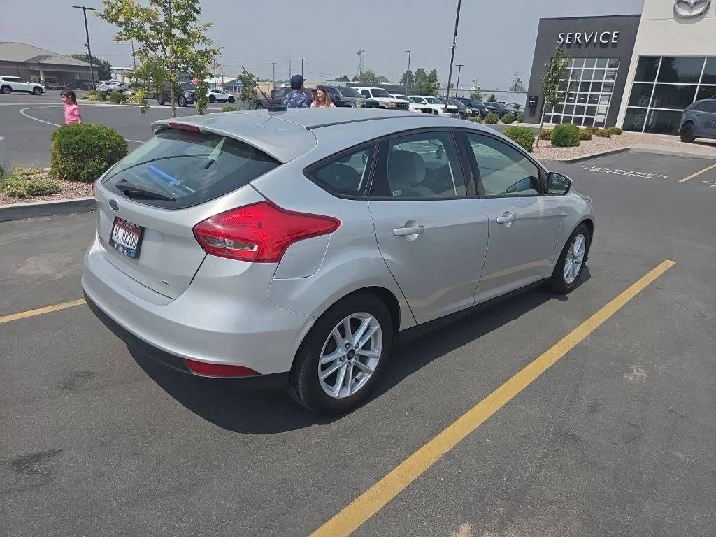 Used 2018 Silver Ford SE image 6