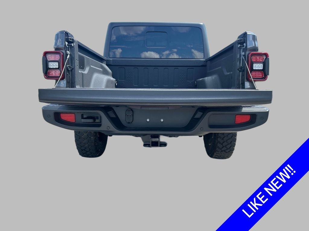Used 2025 Gray Jeep Willys image 11