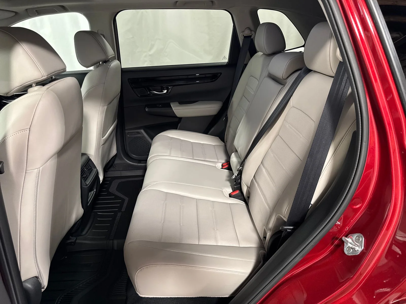 Used 2023 Radiant Red Metallic Honda EX-L image 5