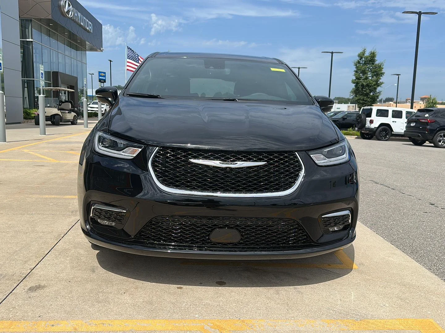 2026 Chrysler Pacifica Select - Photo 6