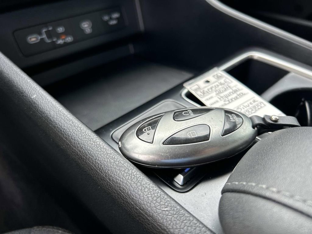 Used 2024 Aero Silver Hyundai SEL image 35