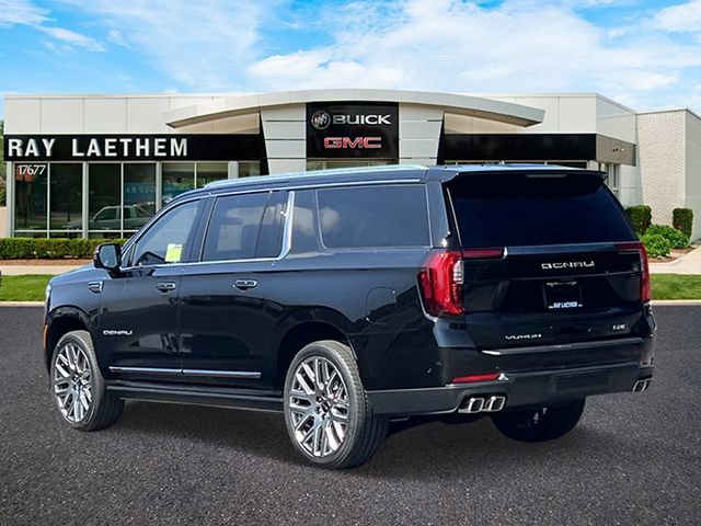 2026 GMC Yukon XL Denali Ultimate - Photo 3