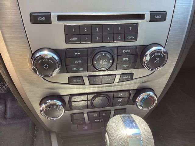 Used 2012 Blue Ford SE image 25