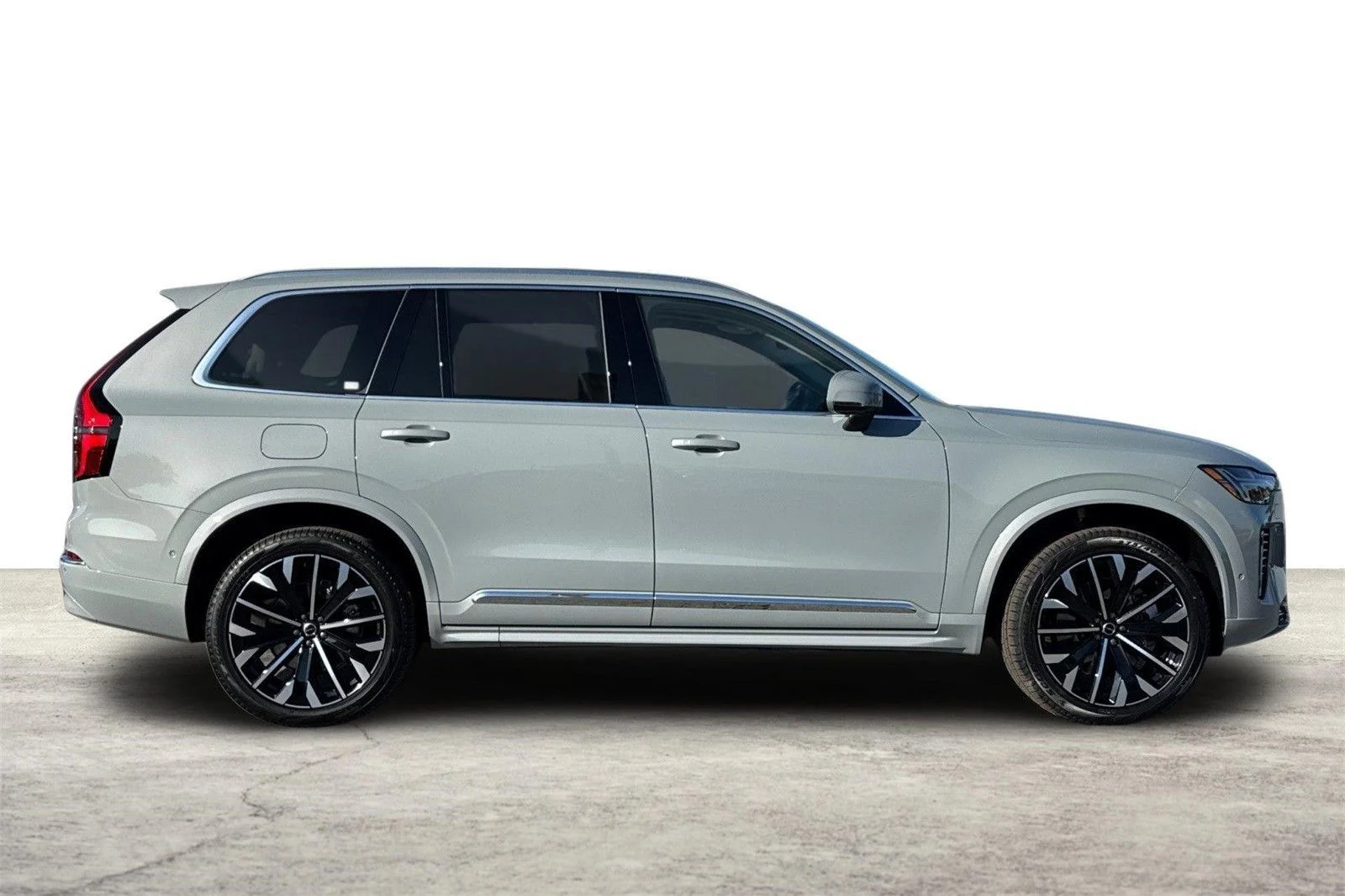 2026 Volvo XC90 Ultra - Photo 10