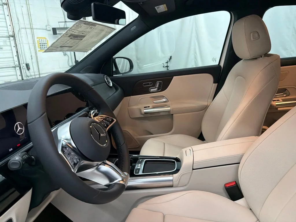 New 2026 White Mercedes-Benz GLA 250 image 14