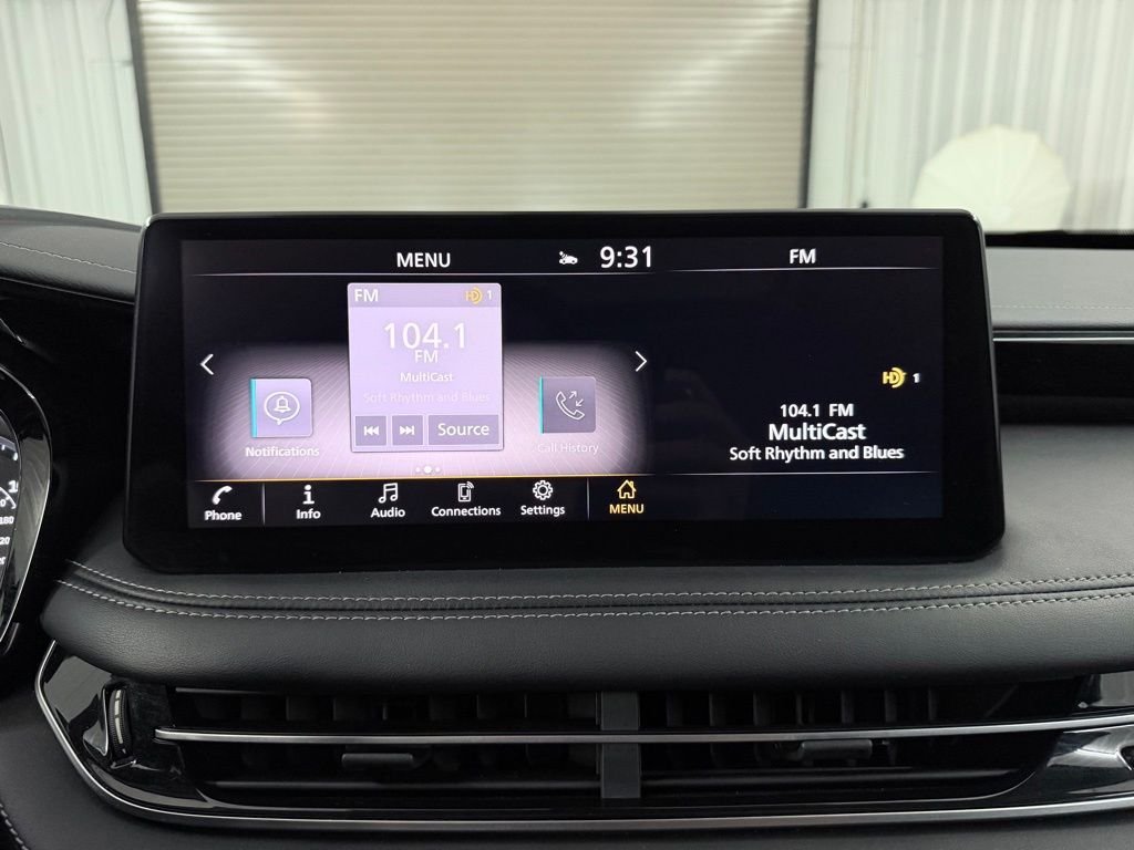 Used 2023 Silver INFINITI PURE image 16