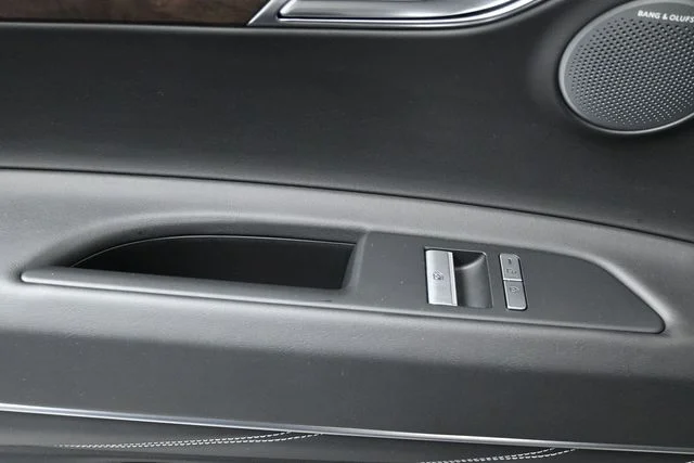Used 2025 Gray Genesis 3.5T Prestige image 9
