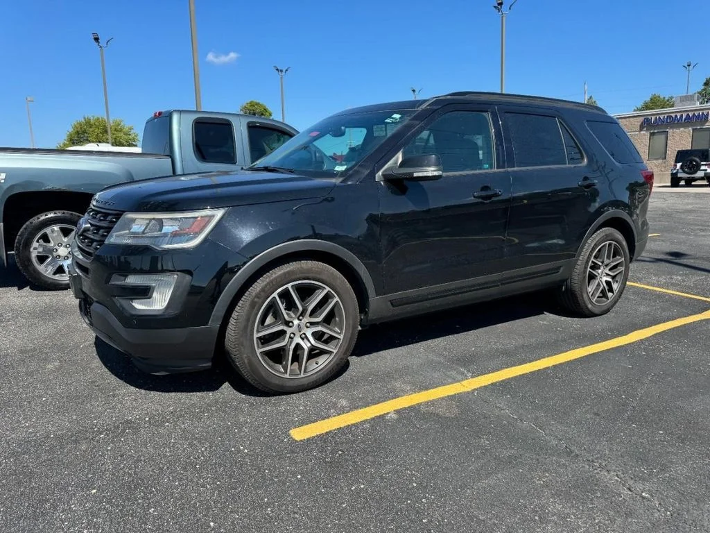 Used 2017 Shadow Black Ford Sport image 7