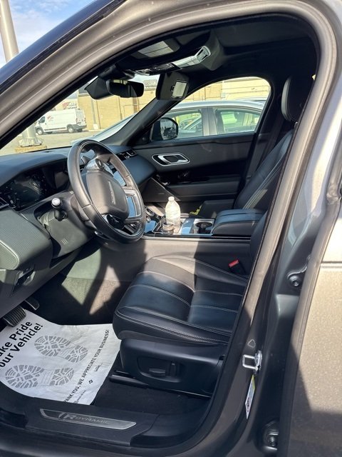 2019 Land Rover Range Rover Velar SE photo 3