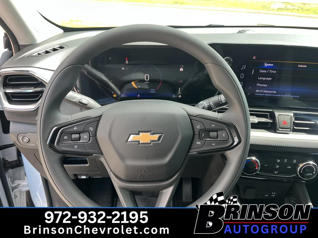 New 2026 Summit White Chevrolet LT image 9