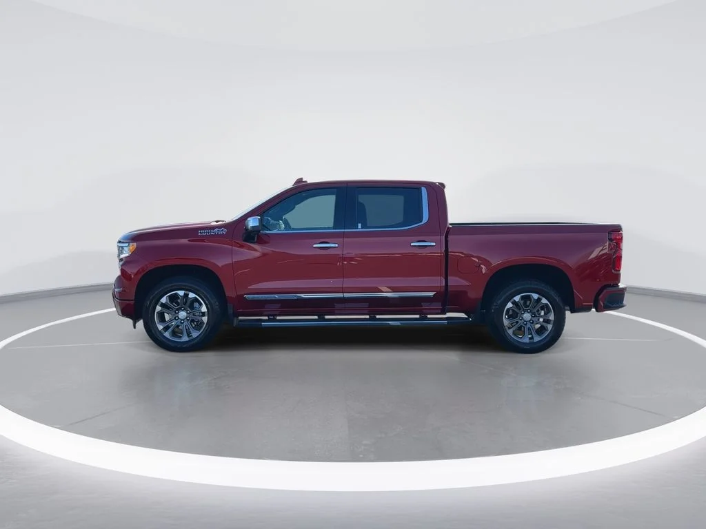 Used 2023 Red Chevrolet High Country image 5