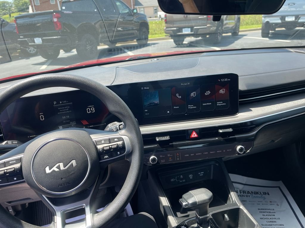 Used 2025 Red Kia LXS image 16