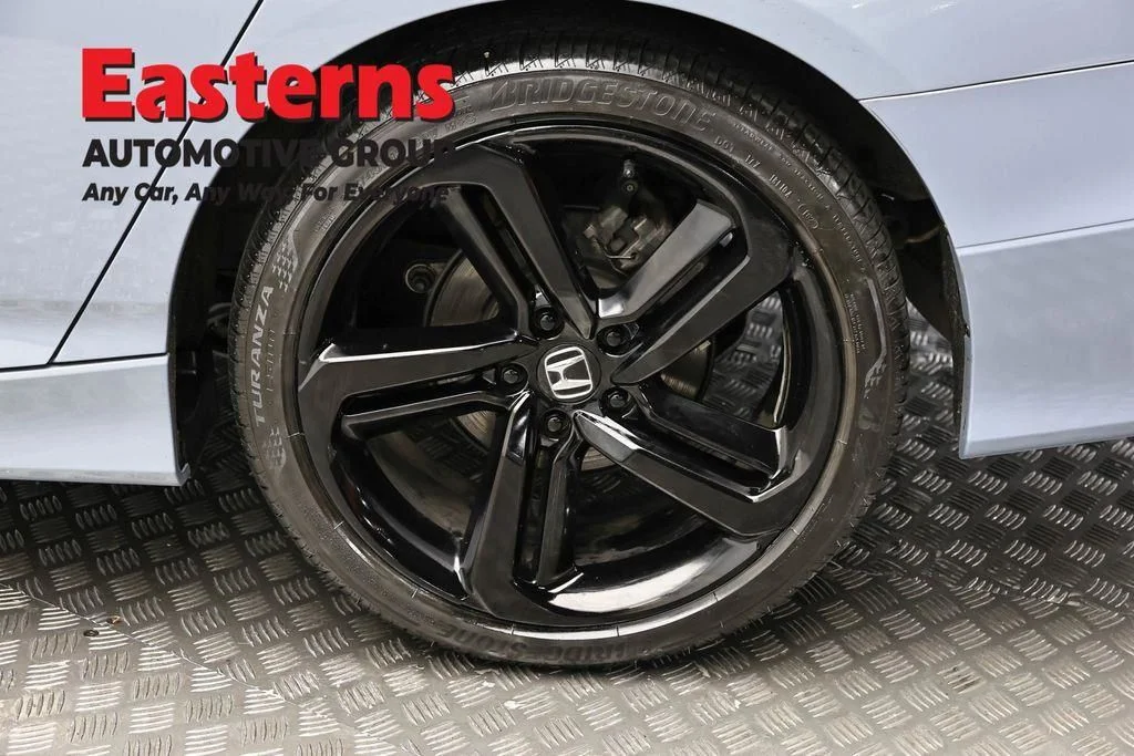 Used 2022 Gray Honda Sport image 9