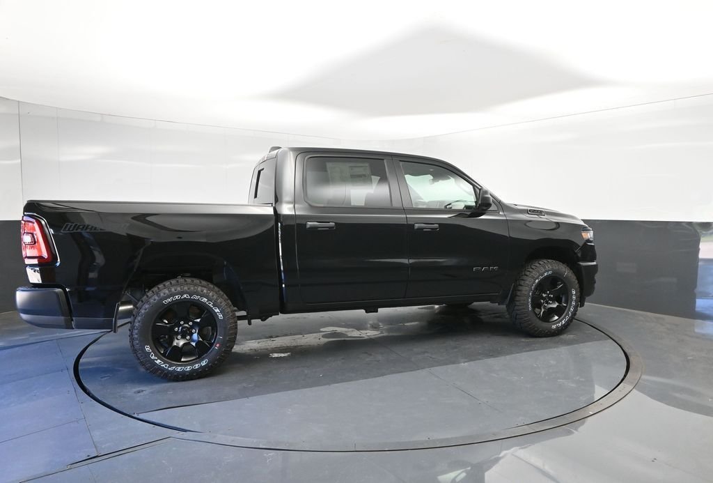 New 2026 Diamond Black Crystal Pearl-Coat Exterior Paint RAM Warlock image 15