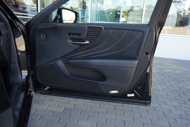 Used 2020 Black Lexus 500 Base image 16
