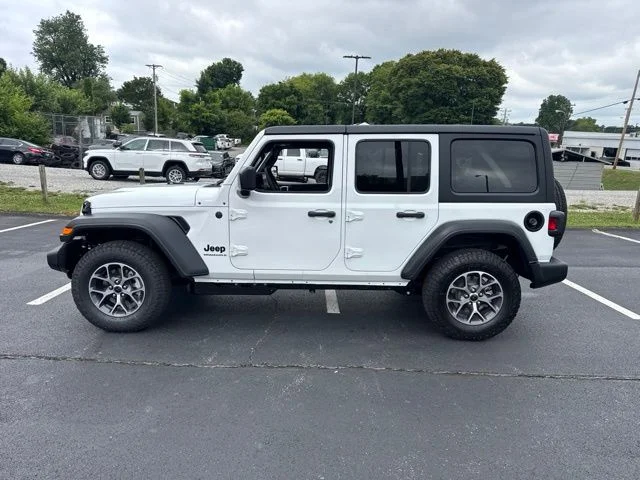 New 2026 Bright White Clear-Coat Exterior Paint Jeep Sport S image 4