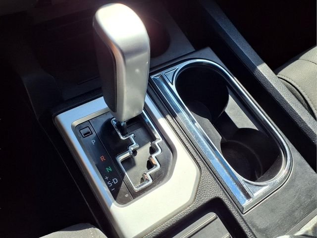 Used 2021 White Toyota SR5 image 17