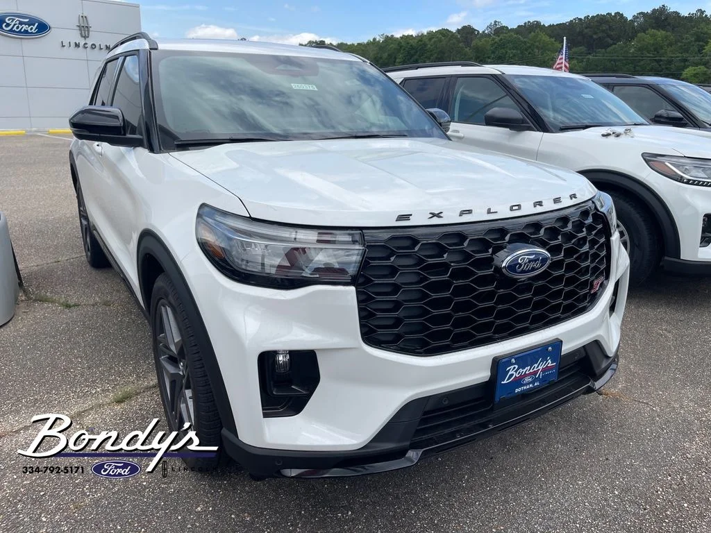 2026 Ford Explorer ST 4WD's photo