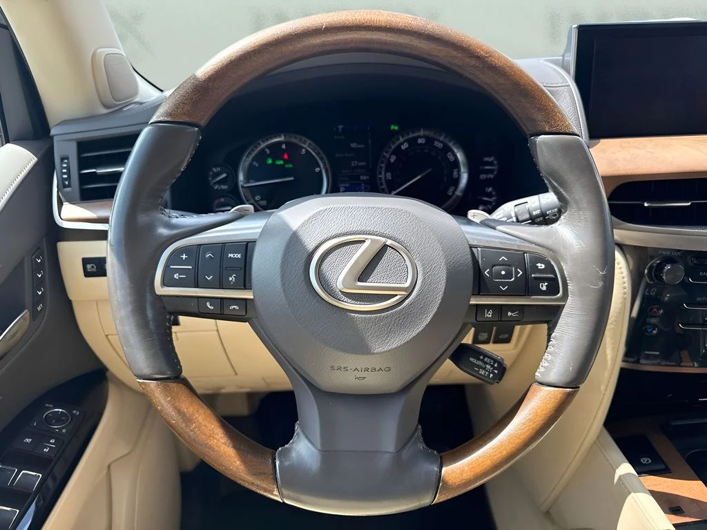 Used 2017 Black Lexus 570 image 16
