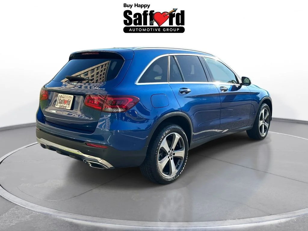 Used 2022 Blue Metallic Mercedes-Benz GLC 300 image 9