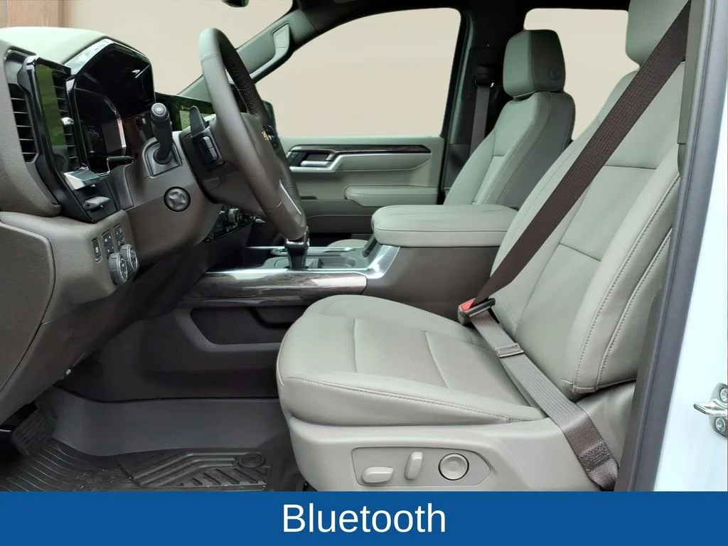 2026 Chevrolet Silverado 1500 LTZ - Photo 15