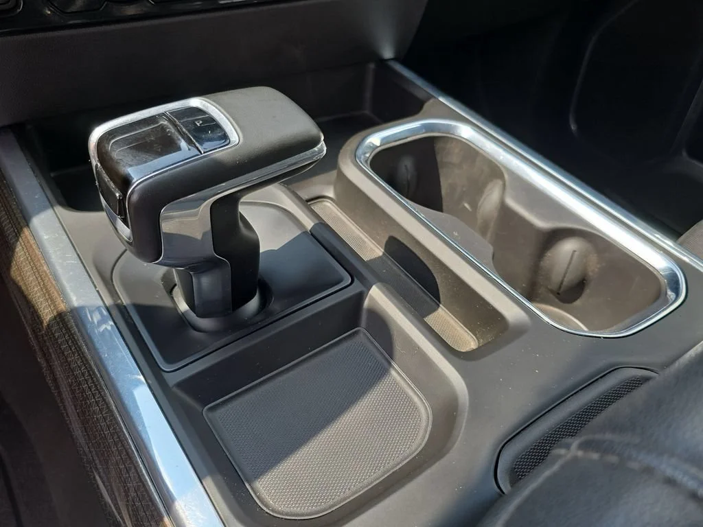 2023 Chevrolet Silverado 1500 LT - Photo 16