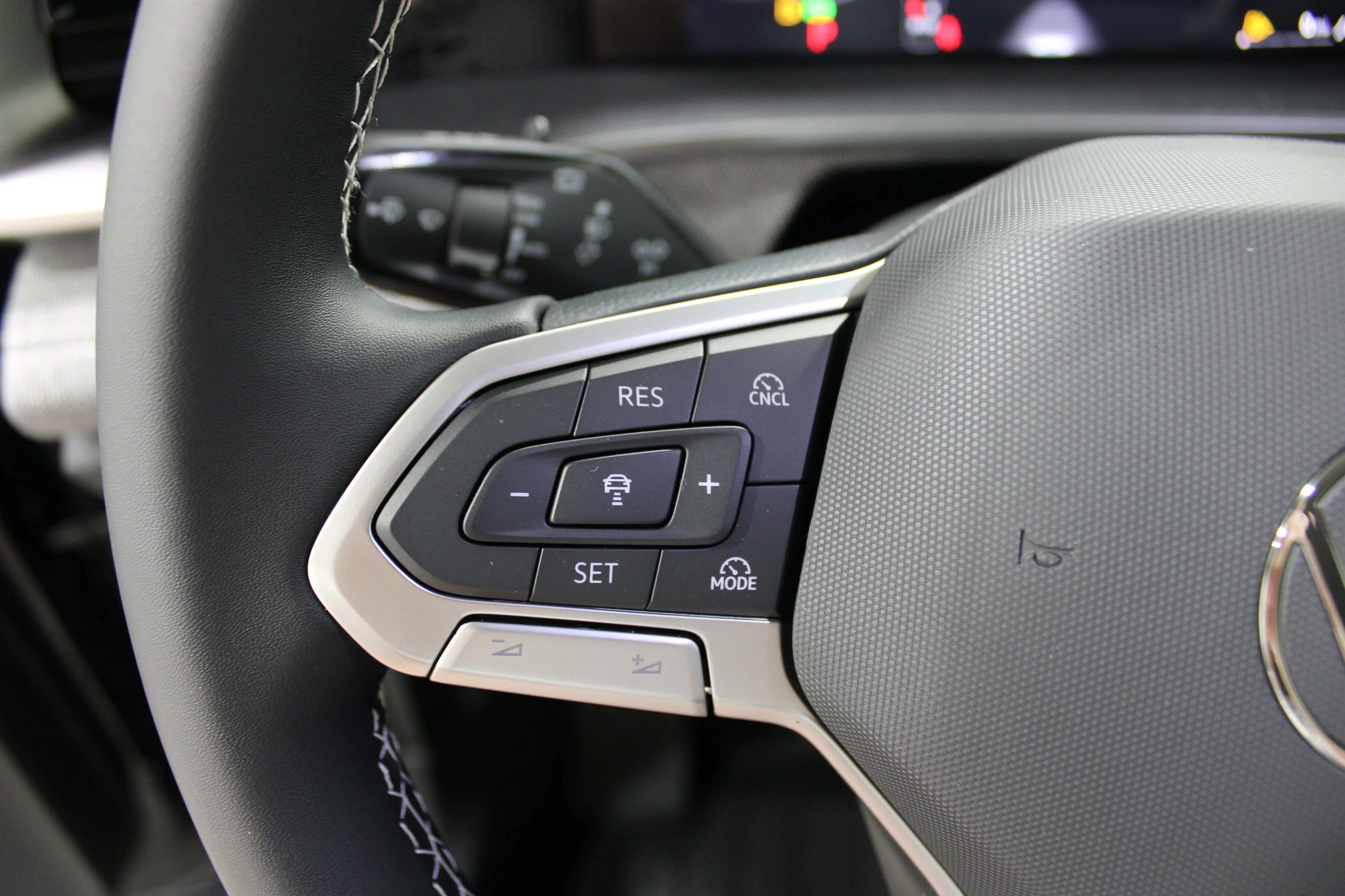 New 2026 Deep Black Pearl Volkswagen S image 10
