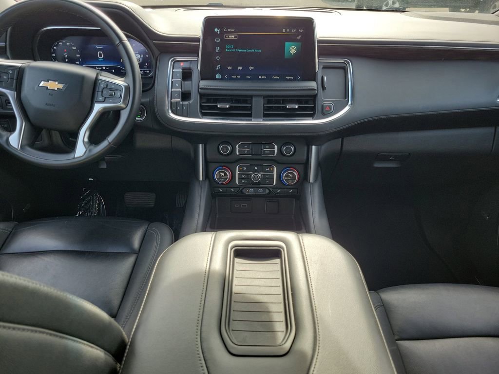2024 Chevrolet Suburban LT - Photo 15