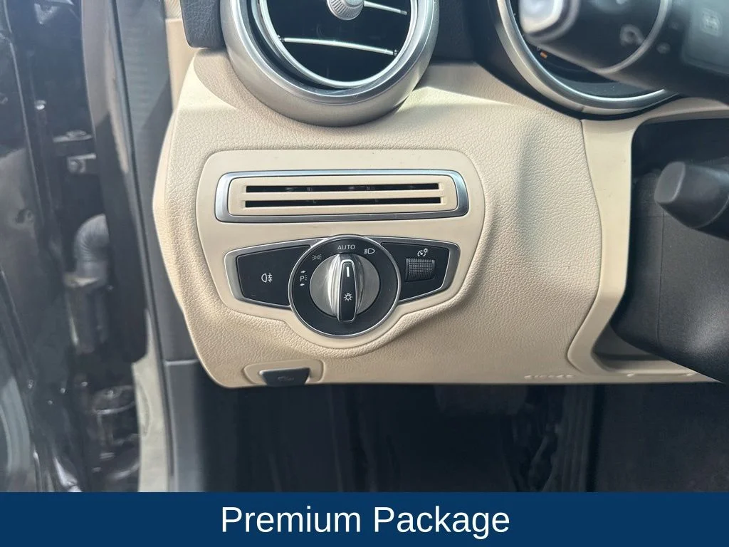Used 2021 Black Mercedes-Benz C 300 image 17