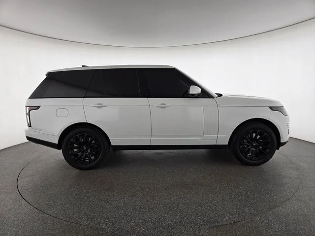Used 2019 Fuji White Land Rover 3.0L V6 Supercharged HSE image 6