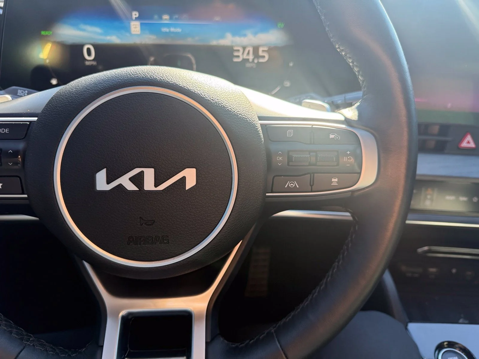 Used 2024 Jungle Green Kia X-Line Prestige image 19