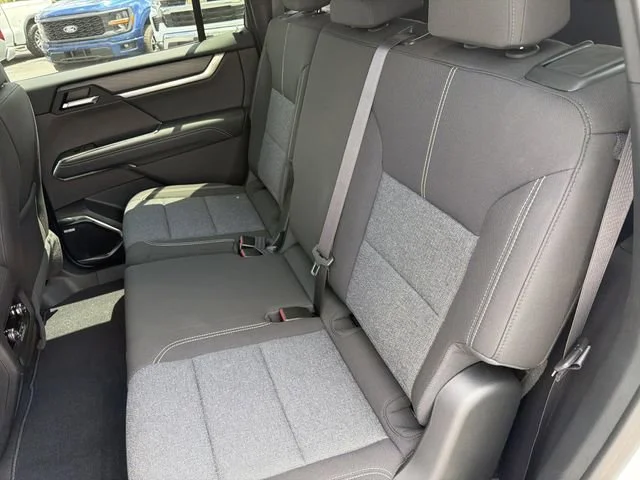 New 2026 Summit White GMC Elevation image 18